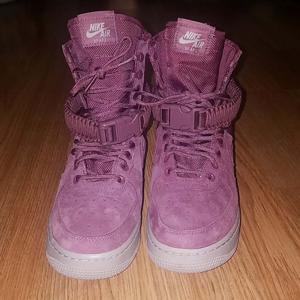Air Force 1 High Force Is Female Vintage Wine (W)